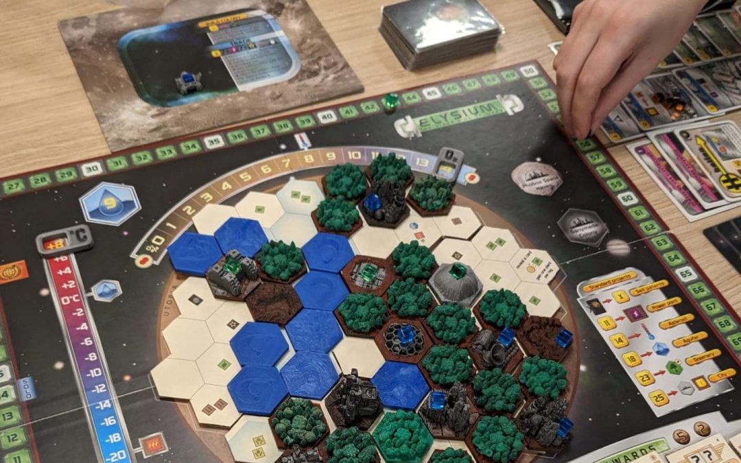 Avontuurlijke Spelavonden bij PostaanZee: Het Begin van Epische Verhalen!