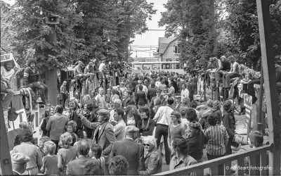 Egmond op z’n Kop viert 50e jubileum met vier dagen feest en paalzitten